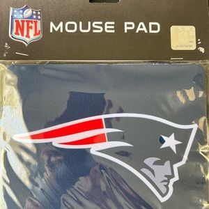 ONE BRAND NEW OFFICIALLY LICENSED NFL NEW ENGLAND PATRIOTS MOUSEPAD CTM5